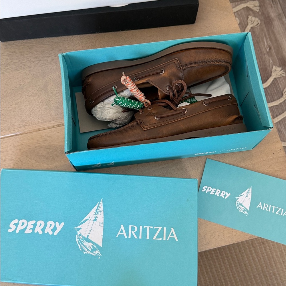 Sperry/Aritzia Distressed Brown Leather Boat Shoes w/ Green & Orange Rope Laces - Picture 5 of 5